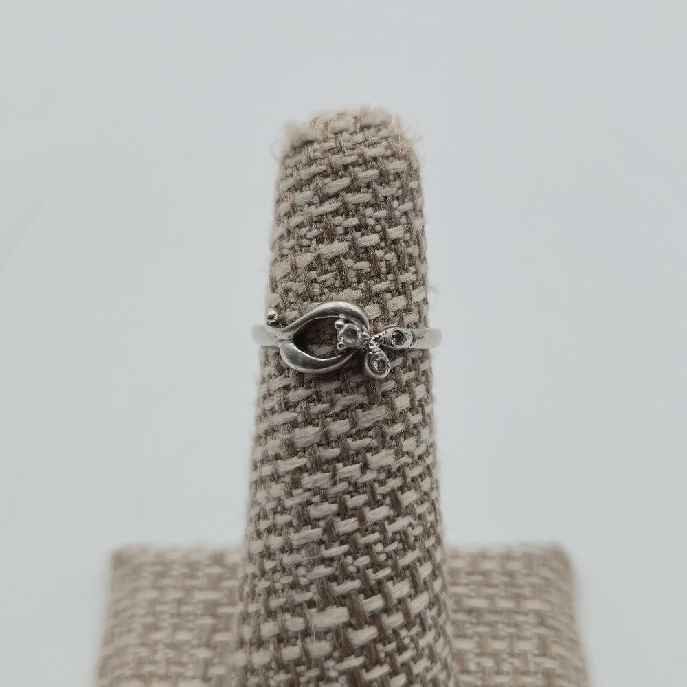 Size 4.25 Sterling Silver Petite Unique Shape Cubic Zirconia Ring A4146